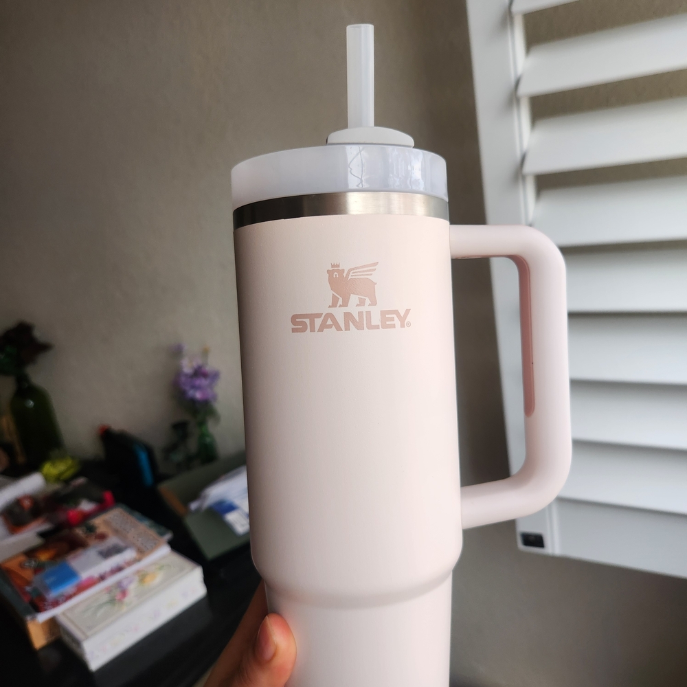 Stanley Cream Tumbler with Handle